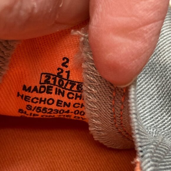 Old Navy Slip on Loafer Shoes Grey Smoke Boys 2 Slip on the Day - Picture 3 of 11